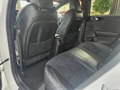 Vendo Kia ProCeed 2020 - 17400 EUR, 119400 km - AUTO.MOTO.pt