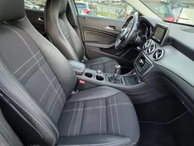 Vendo Mercedes-Benz GLA 200 2014 - 20790 EUR, 117000 km - AUTO.MOTO.pt