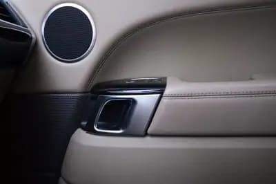 Sell Land Rover Range Rover Sport 2016 - 39900 EUR, 116000 km - AUTO.MOTO.pt