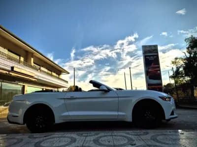 Vendo Ford Mustang 2015 - 37500 EUR, 159000 km - AUTO.MOTO.pt