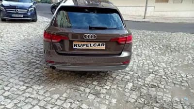 Vendo Audi A4 Avant 2017 - 19900 EUR, 194589 km - AUTO.MOTO.pt