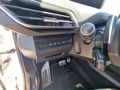 Vendo Peugeot 3008 2020 - 30499 EUR, 65405 km - AUTO.MOTO.pt