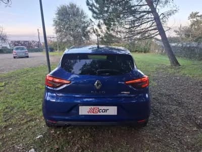 Vendo Renault Clio 2023 - 19990 EUR, 21500 km - AUTO.MOTO.pt