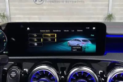 Vendo Mercedes-Benz CLA 250 2022 - 32950 EUR, 38283 km - AUTO.MOTO.pt