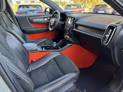 Vendo Volvo XC 40 2021 - 29500 EUR, 116000 km - AUTO.MOTO.pt