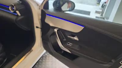 Vendo Mercedes-Benz A 180 2022 - 25900 EUR, 179465 km - AUTO.MOTO.pt