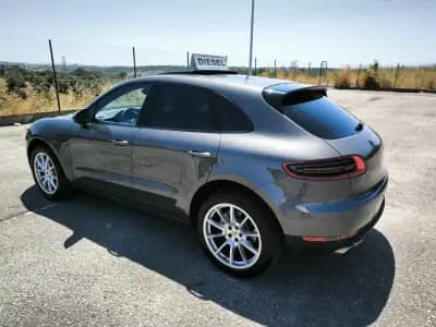 Vendo Porsche Macan 2014 - 42950 EUR, 177239 km - AUTO.MOTO.pt