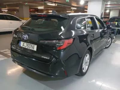 Sell Toyota Corolla Touring Sports 2021 - 20900 EUR, 87182 km - AUTO.MOTO.pt