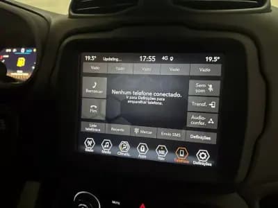 Vendo Jeep Renegade 2022 - 23950 EUR, 10796 km - AUTO.MOTO.pt