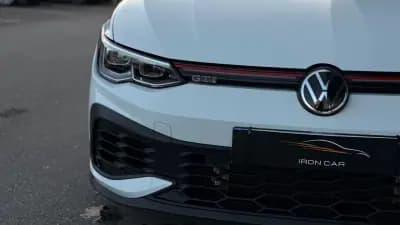 Vendo Volkswagen Golf 2021 - 39900 EUR, 55600 km - AUTO.MOTO.pt