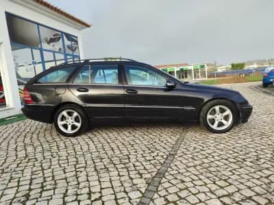 Sell Mercedes-Benz C 220 2005 - 6900 EUR, 382000 km - AUTO.MOTO.pt