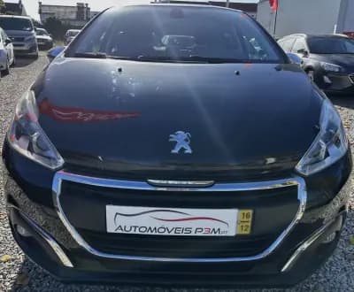 Vendo Peugeot 208 2016 - 9500 EUR, 133450 km - AUTO.MOTO.pt