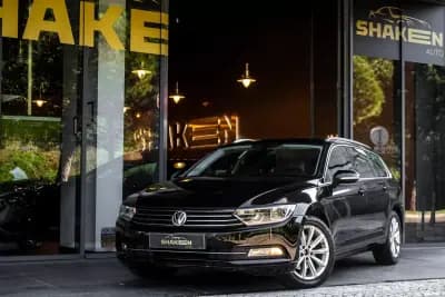 Sell Volkswagen Passat Variant 2017 - 10900 EUR, 290131 km - AUTO.MOTO.pt