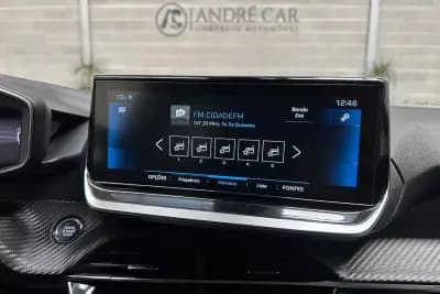 Vendo Peugeot 208 2022 - 14950 EUR, 40711 km - AUTO.MOTO.pt