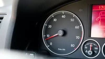 Vendo Volkswagen Golf 2008 - 8650 EUR, 199000 km - AUTO.MOTO.pt