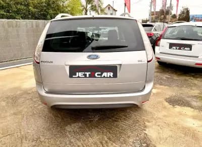 Vendo Ford Focus SW 2010 - 7990 EUR, 256850 km - AUTO.MOTO.pt