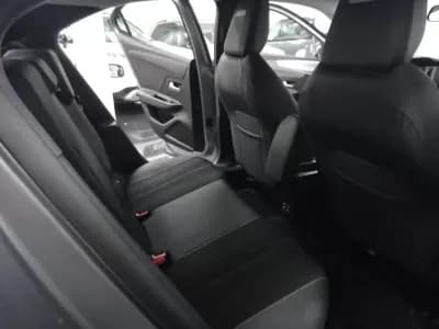 Vendo Opel Mokka-e 2023 - 20900 EUR, 11000 km - AUTO.MOTO.pt