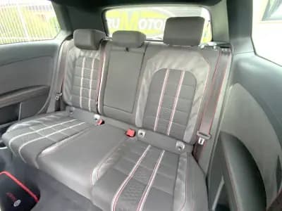 Vendo Volkswagen Golf 2017 - 33900 EUR, 55447 km - AUTO.MOTO.pt