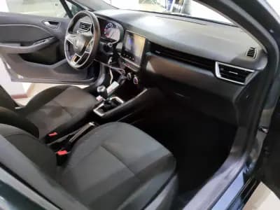 Vendo Renault Clio 2021 - 13350 EUR, 61000 km - AUTO.MOTO.pt