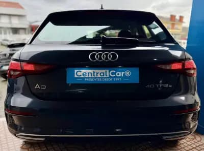 Vendo Audi A3 Sportback 2021 - 23950 EUR, 89000 km - AUTO.MOTO.pt