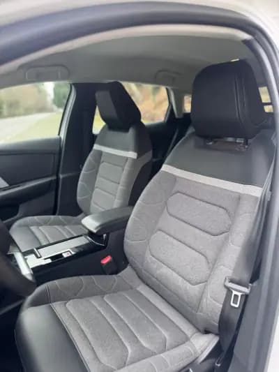 Vendo Citroën C4 2023 - 21500 EUR, 141295 km - AUTO.MOTO.pt