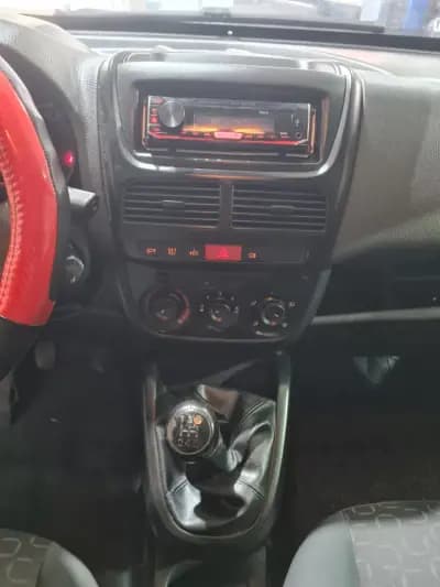 Sell Fiat Doblo 2012 - 5900 EUR, 313000 km - AUTO.MOTO.pt