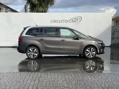 Sell Citroën C4 Grand Picasso 2017 - 13995 EUR, 113714 km - AUTO.MOTO.pt