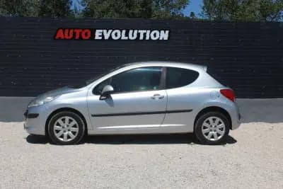 Sell Peugeot 207 2008 - 4250 EUR, 161000 km - AUTO.MOTO.pt