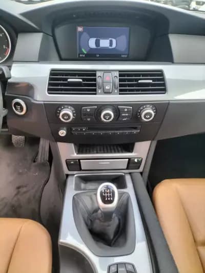 Vendo BMW 520 2009 - 14500 EUR, 167000 km - AUTO.MOTO.pt