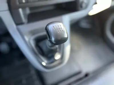 Vendo Peugeot Expert 2020 - 16500 EUR, 135000 km - AUTO.MOTO.pt