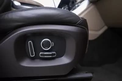 Sell Land Rover Range Rover Sport 2016 - 39900 EUR, 116000 km - AUTO.MOTO.pt