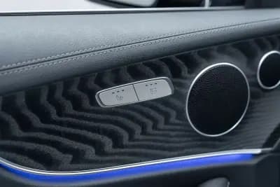 Sell Mercedes-Benz E 220 2021 - 49950 EUR, 64000 km - AUTO.MOTO.pt