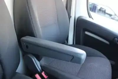 Vendo Citroën Jumper 2.2 BlueHDi 35 L4H3 Club 2023 - 23900 EUR, 109915 km - AUTO.MOTO.pt