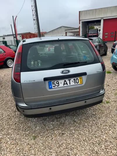 Vendo Ford Focus SW 2005 - 4250 EUR, 281000 km - AUTO.MOTO.pt