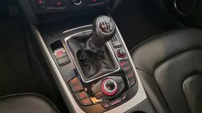 Vendo Audi A4 2011 - 13900 EUR, 186139 km - AUTO.MOTO.pt