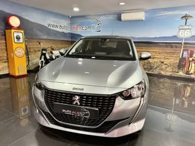 Vendo Peugeot 208 2022 - 16750 EUR, 121000 km - AUTO.MOTO.pt