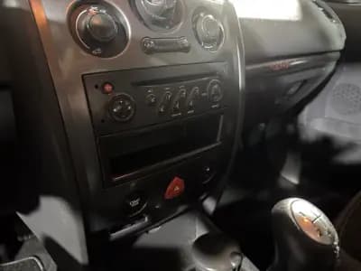 Sell Renault Mégane Break 2007 - 3990 EUR, 290812 km - AUTO.MOTO.pt