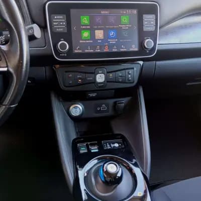 Vendo Nissan Leaf 2019 - 13990 EUR, 76769 km - AUTO.MOTO.pt