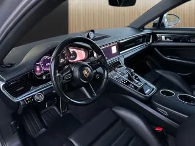 Sell Porsche Panamera Sport Turismo 2021 - 83800 EUR, 95000 km - AUTO.MOTO.pt