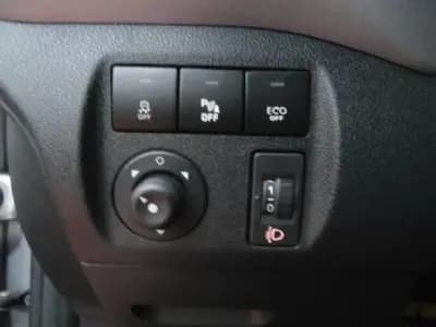 Sell Peugeot Partner 2016 - 12900 EUR, 211456 km - AUTO.MOTO.pt