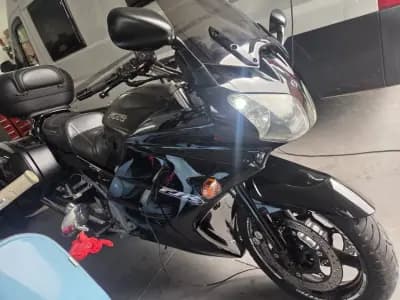 Sell Yamaha FJR 1300ES 2006 - 4500 EUR, 1 km - AUTO.MOTO.pt