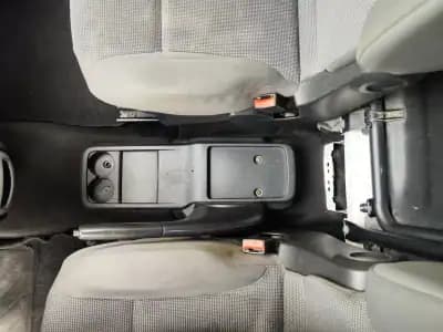 Vendo Peugeot Partner 2010 - 5480 EUR, 286000 km - AUTO.MOTO.pt