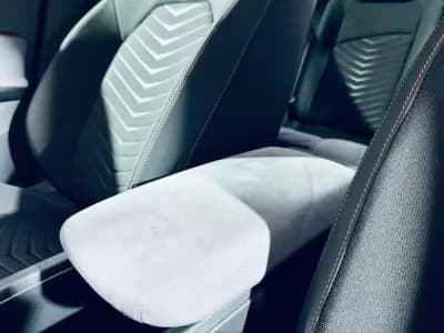 Vendo Cupra Born 2022 - 35990 EUR, 26601 km - AUTO.MOTO.pt