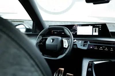 Sell Peugeot 3008 2024 - 36900 EUR, 38000 km - AUTO.MOTO.pt