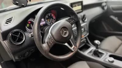 Sell Mercedes-Benz GLA 180 2015 - 15000 EUR, 154000 km - AUTO.MOTO.pt