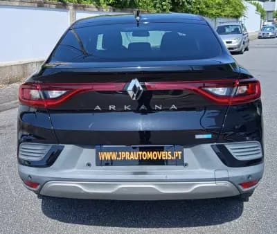 Vendo Renault Arkana 2022 - 21990 EUR, 99740 km - AUTO.MOTO.pt