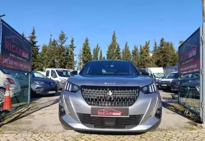 Sell Peugeot 2008 2021 - 18000 EUR, 57400 km - AUTO.MOTO.pt