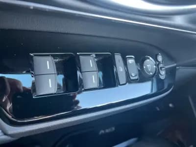 Sell Honda CR-V 2023 - 37500 EUR, 25500 km - AUTO.MOTO.pt