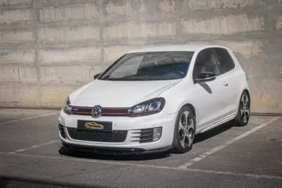 Sell Volkswagen Golf 2010 - 15990 EUR, 190000 km - AUTO.MOTO.pt