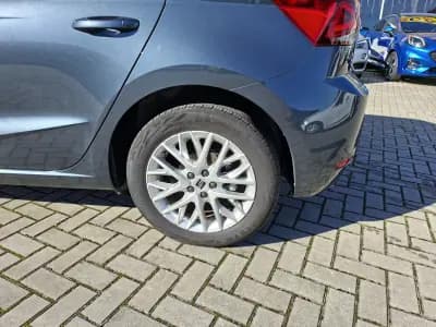 Sell SEAT Ibiza 2024 - 18500 EUR, 17900 km - AUTO.MOTO.pt